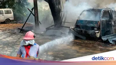 Bakar Sampah Tak Diawasi, Mobil dan Warung di Tangerang Hangus Terbakar
