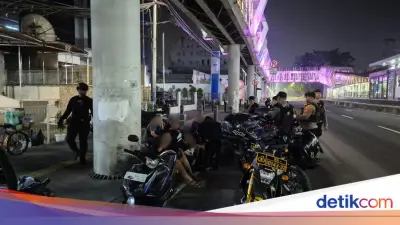 Brimob Gagalkan Balap Liar di Rawamangun, 4 Motor Disita