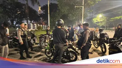 Brimob Polda Metro Bubarkan Balap Liar di Cipayung, Amankan Satu Motor