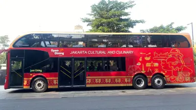 Bus Open Dining Transjakarta: Tarif Rp500 Ribu, Sensasi Makan Malam di Atas Bus