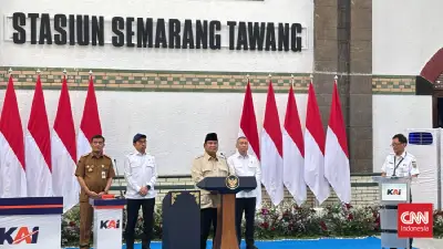 Canda Prabowo di Uji Coba Kereta Nusantara Explorer: Bayar Ya!