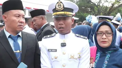 Dari Sawah ke Istana: Kisah Letda Laut Zul Arsyi, Anak Petani Sumbawa Jadi Perwira TNI