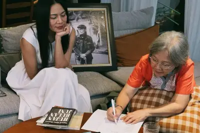 Dee Lestari Ceritakan Momen Haru Rekaman 'Hujan Bulan Juni' Ditemani Sonya Sondakh
