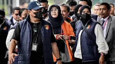 Dokter Tifa Hadapi Sidang Ijazah Jokowi dan Ujian Disertasi UI Beruntun