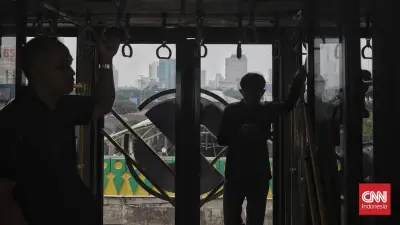 DPRD DKI Minta Usulan Kenaikan Tarif Transjakarta Dikaji Ulang