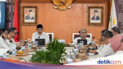 Gus Ipul Perkuat Program Sosial Terintegrasi Berbasis Data Akurat