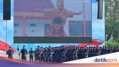 Gus Ipul Puji Peran Polri Sukseskan Program Sekolah Rakyat di HUT Bhayangkara