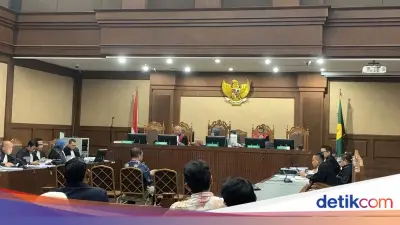 Hakim Kecam Saksi Suap Eks Ketua Ombudsman: Garuda di Dada Diisi Uang?