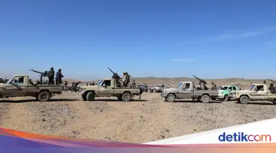Houthi Ancam Serang Kapal yang Bongkar Muat di Pelabuhan Arab Saudi