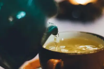 Ilmuwan Ungkap Bahaya Kimia Tersembunyi di Teh Pelangsing