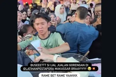Iqbaal Ramadhan Jual Gorengan di Pestapora Makassar untuk Promosi Film