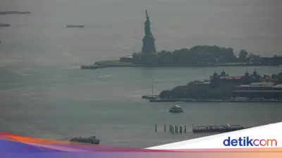 Kabut Asap Ancam Final Piala Dunia, Trump Salahkan Kanada
