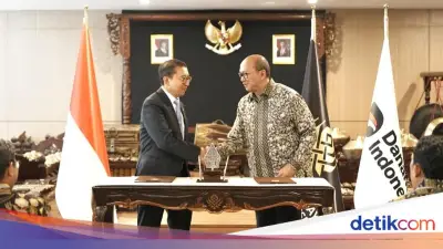 Kemenbud dan Danantara Teken MoU Penguatan Ekosistem Kebudayaan