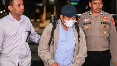KPK Tetapkan Bupati Lombok Barat Tersangka Korupsi Pengadaan