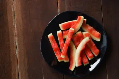 Kulit Semangka Bisa Diolah Jadi Acar hingga Salad, Ini Caranya