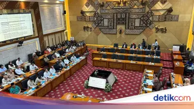 Mitra BGN Curhat ke DPR: Keracunan Makanan, Kami yang Disalahkan