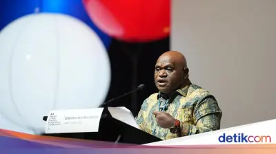 Pigai Wakili RI di HUT Kemerdekaan Prancis, Sampaikan Pidato