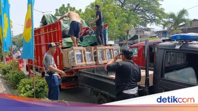 Polisi Gagalkan Penyelundupan 12 Motor Kamuflase Perabotan ke Sumatra