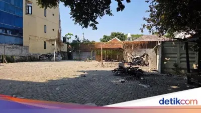 Polisi Selidiki Bentrokan Maut di Menteng, Temukan Puing dan Motor Terbakar