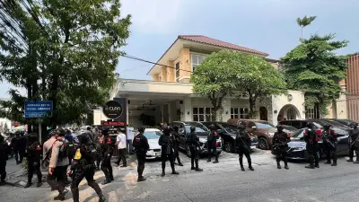 Polisi Temukan Brankas Besar di Kafe de'Clan Cipete saat Geledah