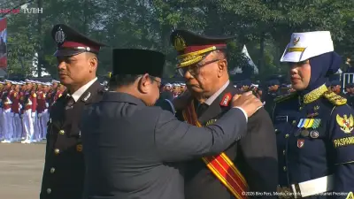 Prabowo Beri Pangkat Kehormatan ke Mantan Ajudan Bung Karno