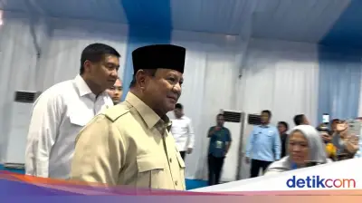 Prabowo Hadiri Akad Massal 62.000 KPR FLPP di Batang, Dorong Program Tiga Juta Rumah