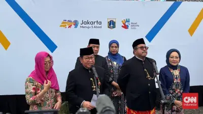 Pramono Akan Bangun Jembatan Gembok Cinta di Atas Sungai Cideng