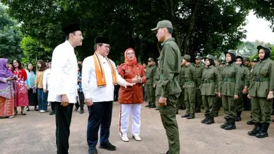 Pramono Anung Menangis Saat Open House Sekolah Rakyat, Ingat Masa Lalu