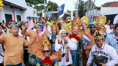 Puluhan Wisatawan Mancanegara Ramaikan Banyuwangi Ethno Carnival 2026, Jadi Ajang Pertukaran Budaya Global