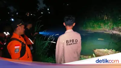 Remaja 14 Tahun Tenggelam di Sungai Ciliwung Jagakarsa