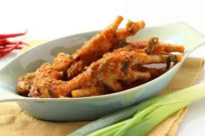 Resep Ceker Ayam Mercon Pedas Gurih, Mudah Dibuat di Rumah