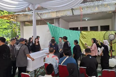 Rumah Duka Temon Dipadati Pelayat, Manajer Sebut Meninggal karena Serangan Jantung