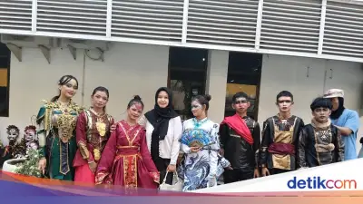 Siswa Sekolah Rakyat Tampil Memukau di Jember Fashion Carnaval 2026