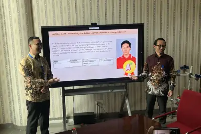 Siswa SMP Kharisma Bangsa Borong 30 Penghargaan di STEM Olympiad 2026 Roma