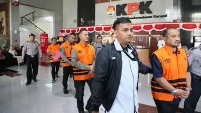 Staf KPK dan Ayah Diduga Peras Bupati Pemalang Anom Widiyantoro