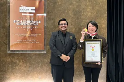 Titanium Lamina Raih Rekor Muri dengan Batu Sinter Bercahaya