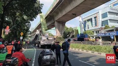 Transjakarta Koridor 'Jalur Langit' Dialihkan Imbas Pembongkaran JPO Tendean