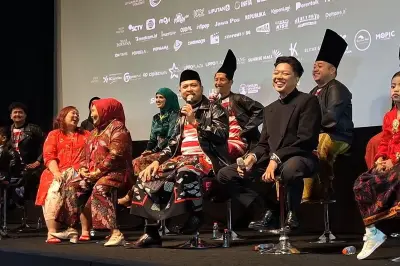 Tretan Muslim Gelar Nobar Film Foufo Bareng Pemilik Warung Madura