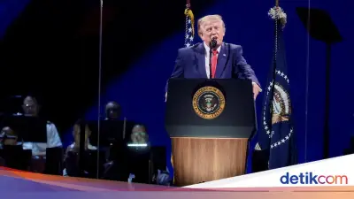 Trump Pidato Hari Kemerdekaan AS: Komunisme Itu Pecundang