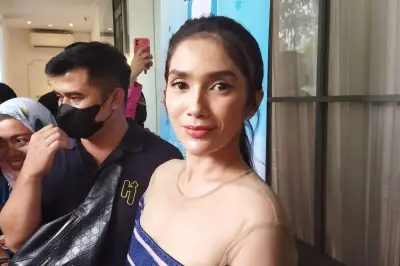 Ussy Sulistiawaty Stop Bisnis Usai Tutup Nasi Bejeg, Fokus Keluarga