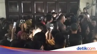 Viral Guru ASN di Tanjungbalai Digeruduk Warga karena Dugaan Pelecehan Anak