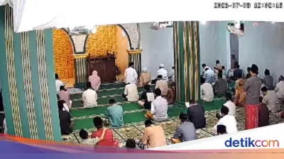 Viral: Muazin Meninggal Saat Azan di Pandeglang, Tak Punya Riwayat Sakit