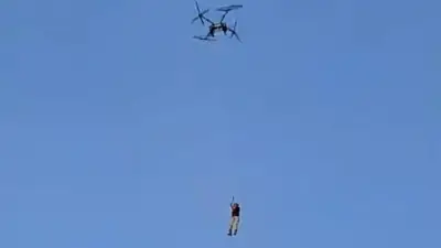 Viral Petani Diangkut Drone Ternyata Konten Iseng, Ini Faktanya