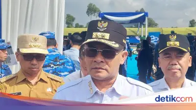 Wagub Erwan Dorong Pengrajin Jabar Berinovasi Ikuti Tren Zaman