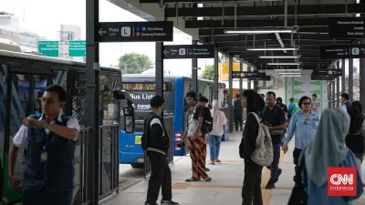 Warga DKI Apresiasi Transjakarta Kian Nyaman dan Modern