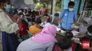 7 Hari Kebakaran TPA Jatiwaringin, 28 Warga Masih Mengungsi
