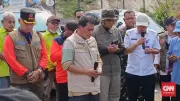 9 Hari Tak Padam, Petugas Doa Bersama di TPA Jatiwaringin