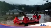 Banjir Tapteng: 200 KK Terdampak Akibat Tanggul Jebol