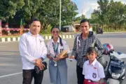 BKKBN Dorong Ayah di Maluku Antar Anak di Hari Pertama Sekolah
