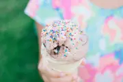 Cara Makan Es Krim dengan Lebih Sehat Tanpa Khawatir Kalori